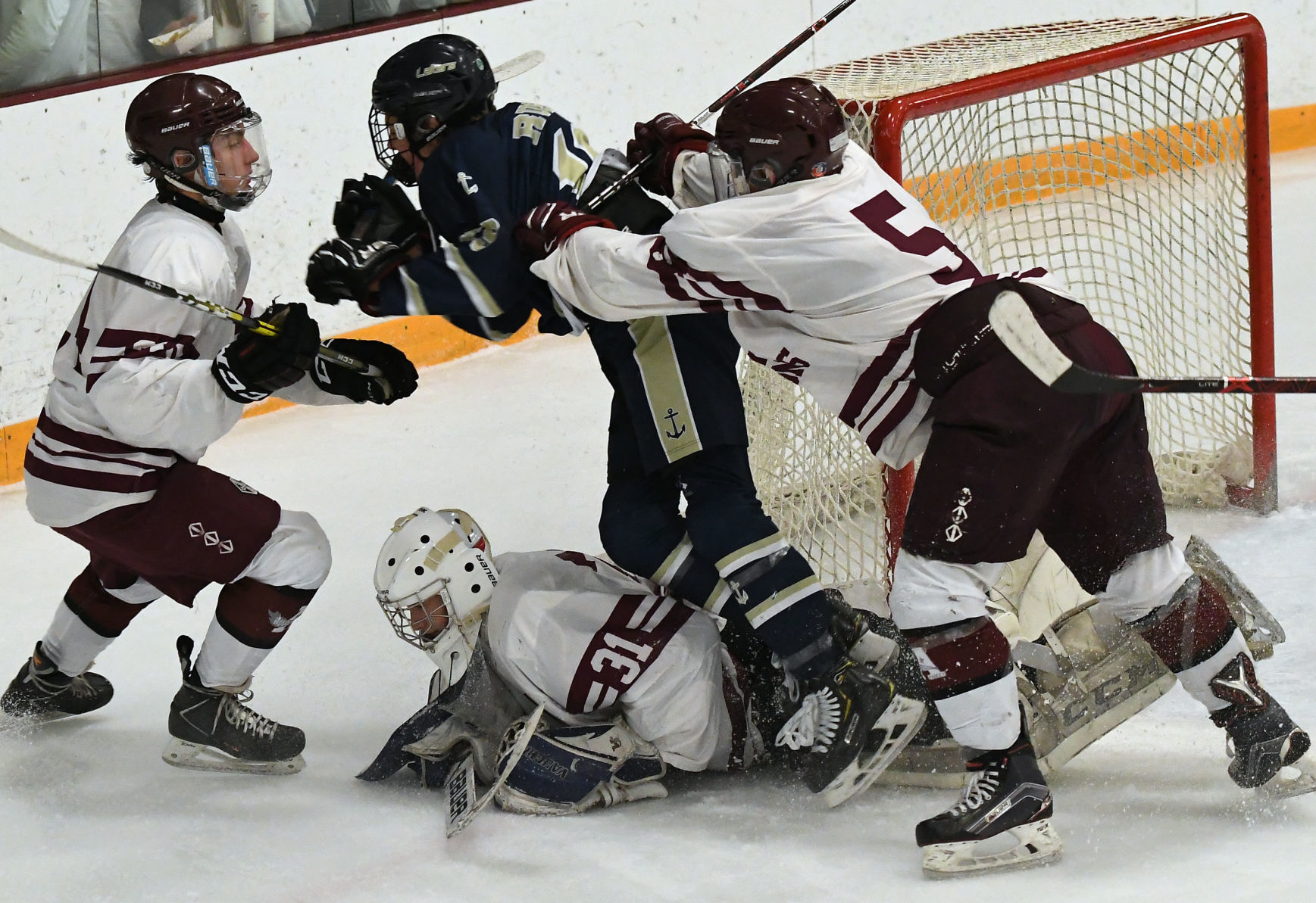 Auburn Skaneateles Hockey 5.JPG